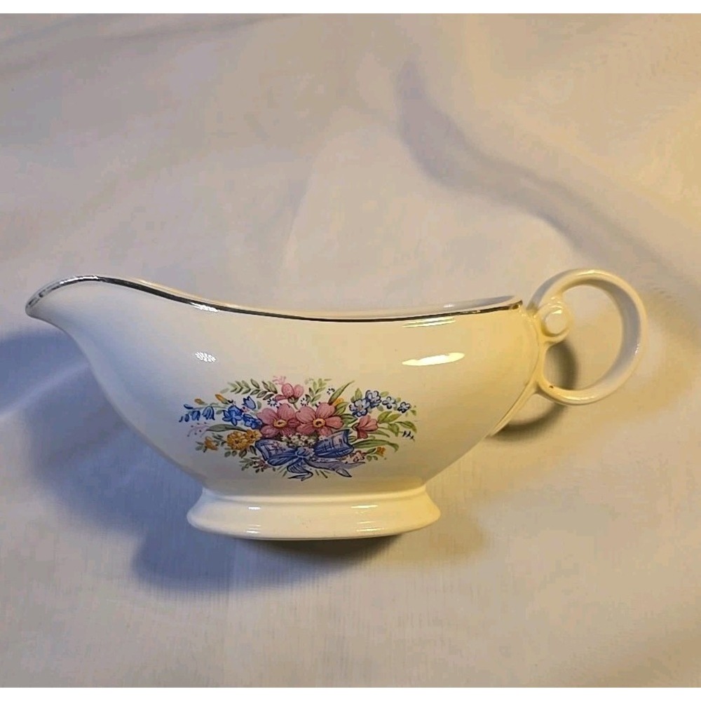 Vintage~ Taylor Smith Taylor ~Floral~ China~ Gravy‎ Boat ~GUC